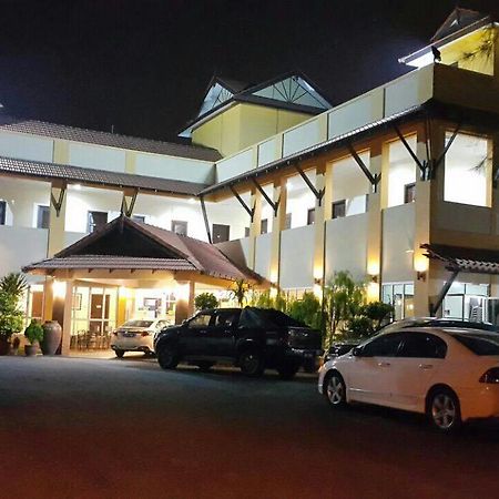 Teluk Lipat Seaview Inn Dungun Kültér fotó
