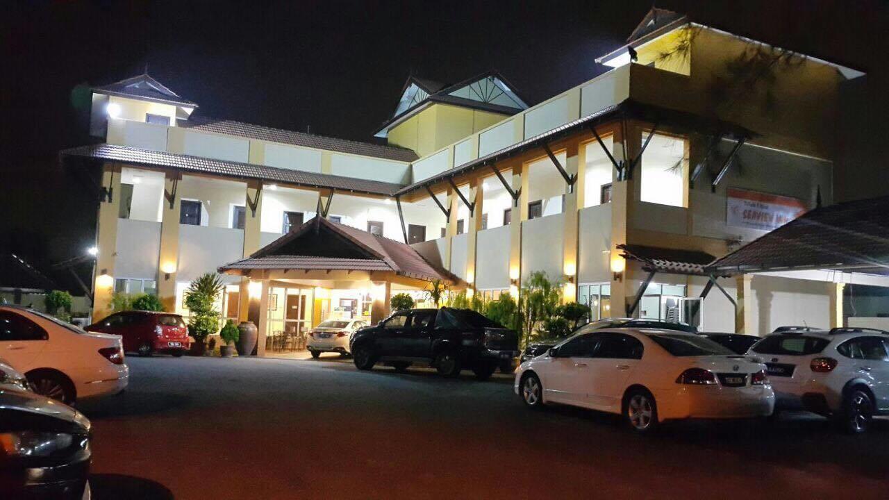 Teluk Lipat Seaview Inn Dungun Kültér fotó