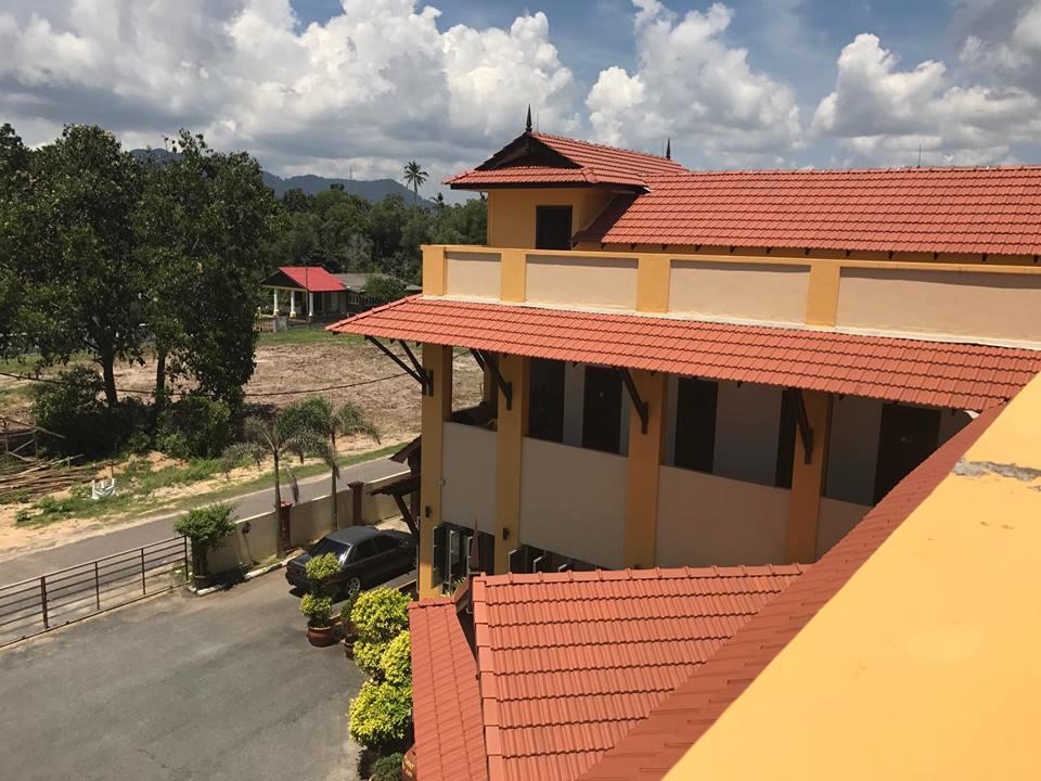 Teluk Lipat Seaview Inn Dungun Kültér fotó
