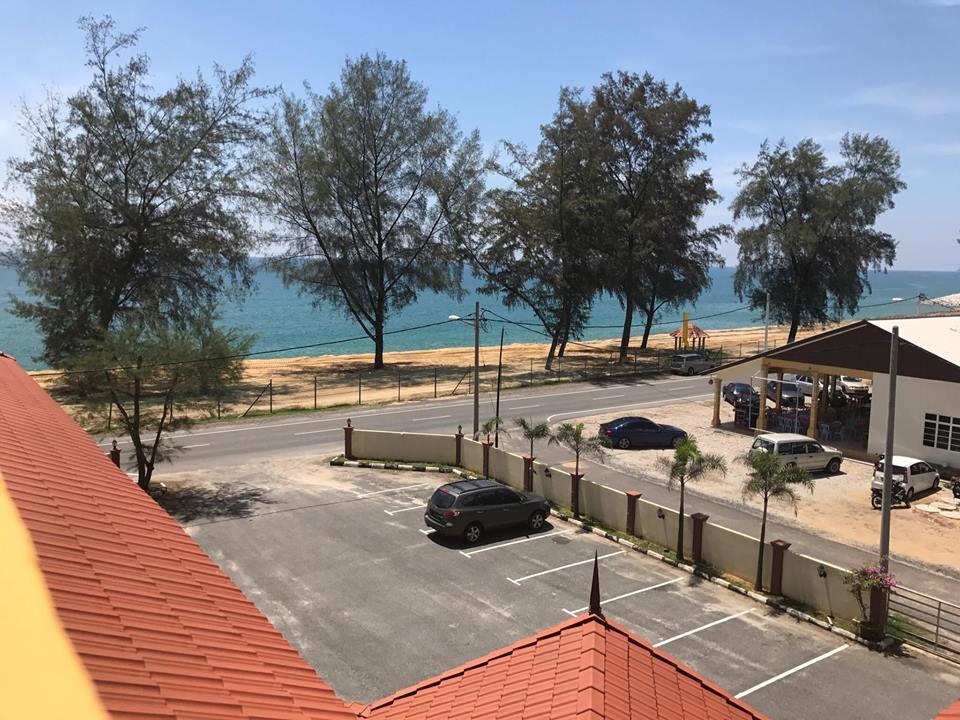 Teluk Lipat Seaview Inn Dungun Kültér fotó