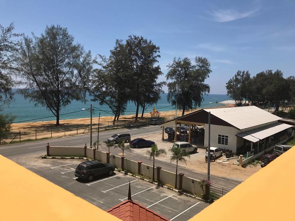 Teluk Lipat Seaview Inn Dungun Kültér fotó