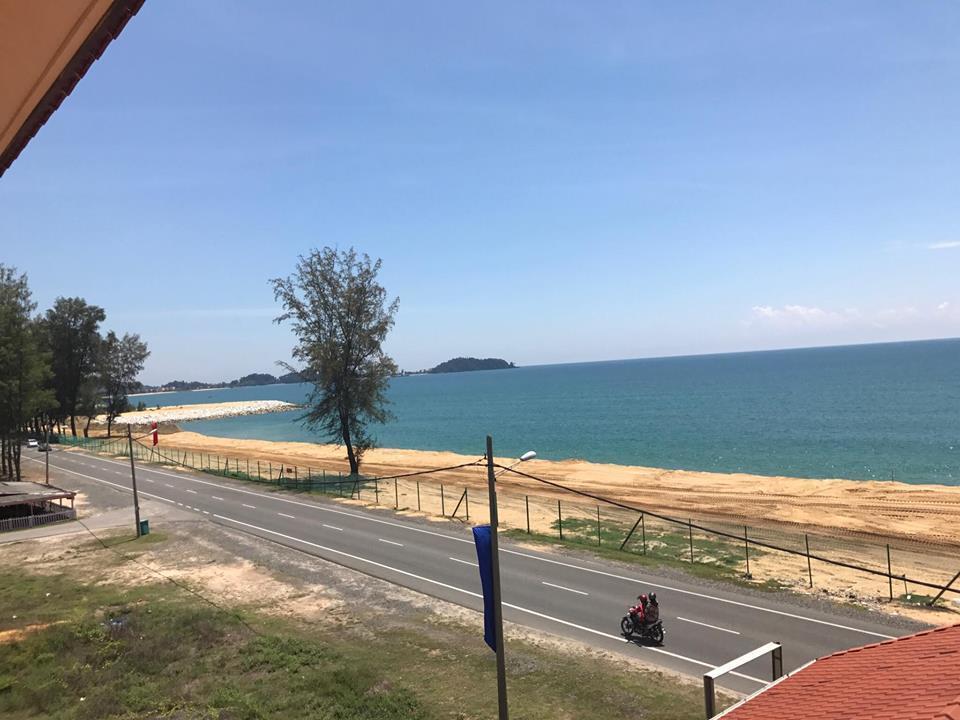 Teluk Lipat Seaview Inn Dungun Kültér fotó