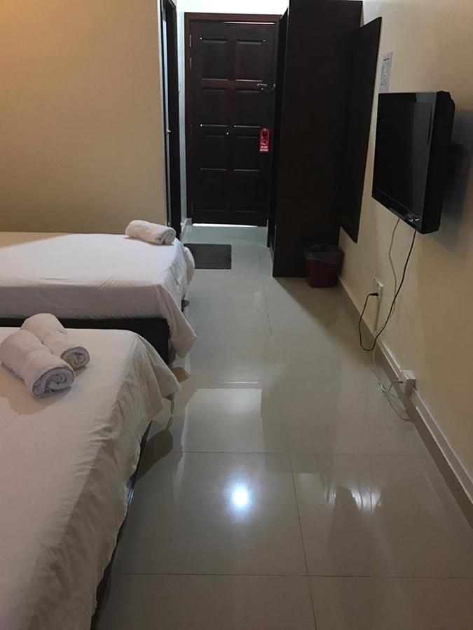 Teluk Lipat Seaview Inn Dungun Kültér fotó