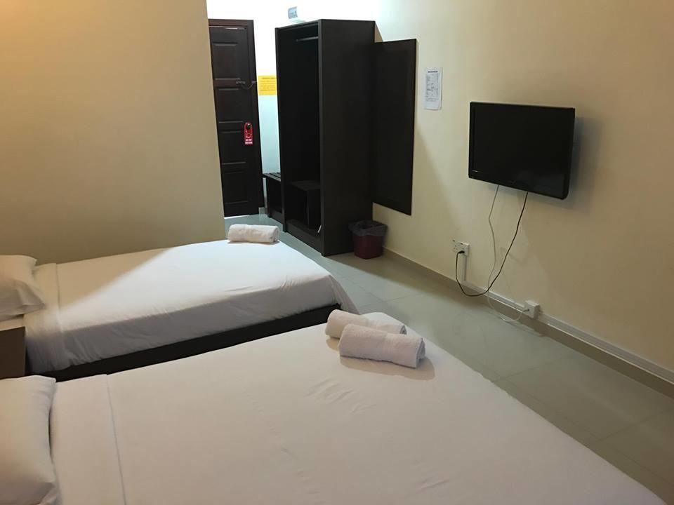 Teluk Lipat Seaview Inn Dungun Kültér fotó