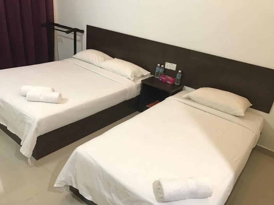 Teluk Lipat Seaview Inn Dungun Kültér fotó